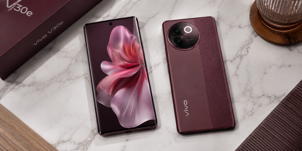 Samsung Galaxy A35 5G smartphone in Awesome Lilac showcasing its minimalist floating camera rings and flat Super AMOLED display.